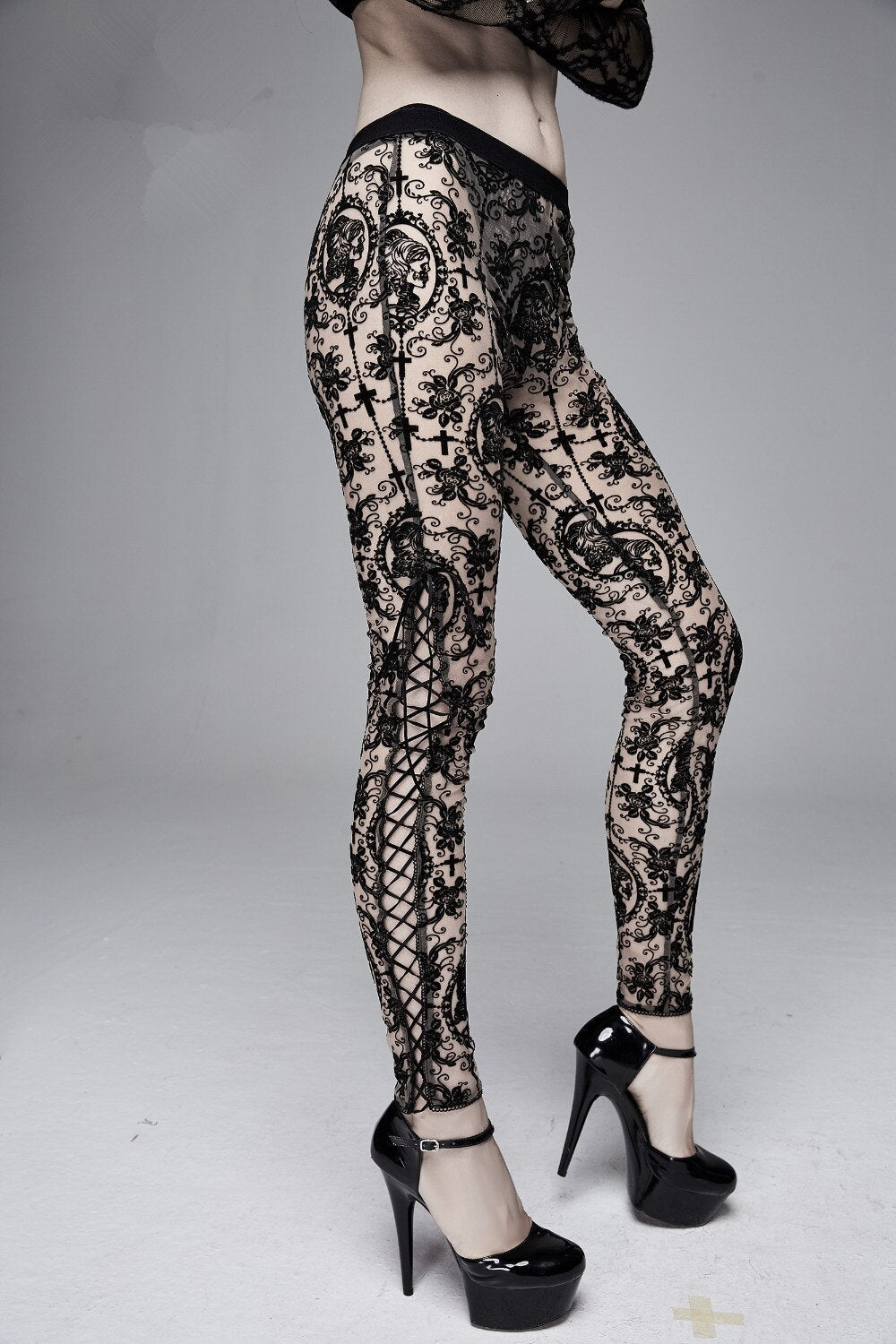 The Lace Cameo Leggings